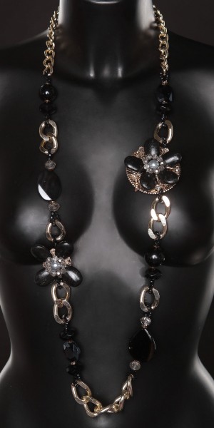 Trendy Halskette mit Perlen und Blumen